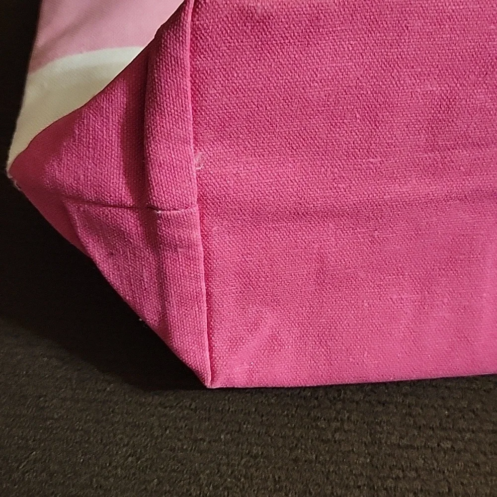 Cupcakes and Cartwheels Good Vibes Only Pink & White  Thermal Lunch Tote - Picture 6 of 14